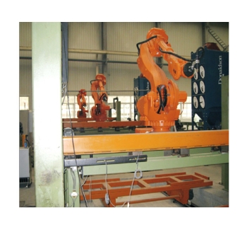 汽車縱梁、加強梁機器人等離子切割生產(chǎn)線